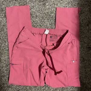 Figs. Yola. Medium Tall